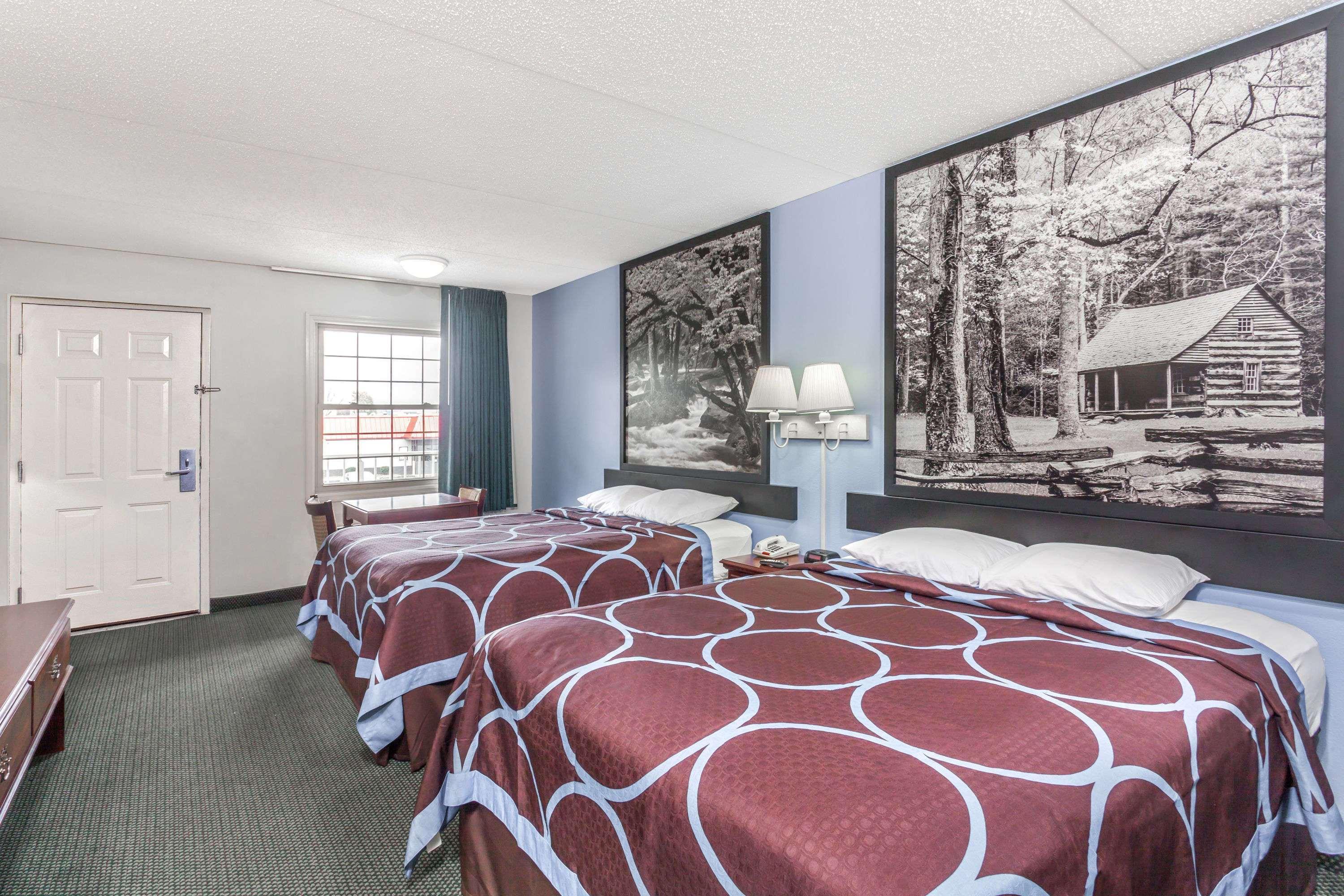 Super 8 By Wyndham Kingston Ξενοδοχείο Εξωτερικό φωτογραφία