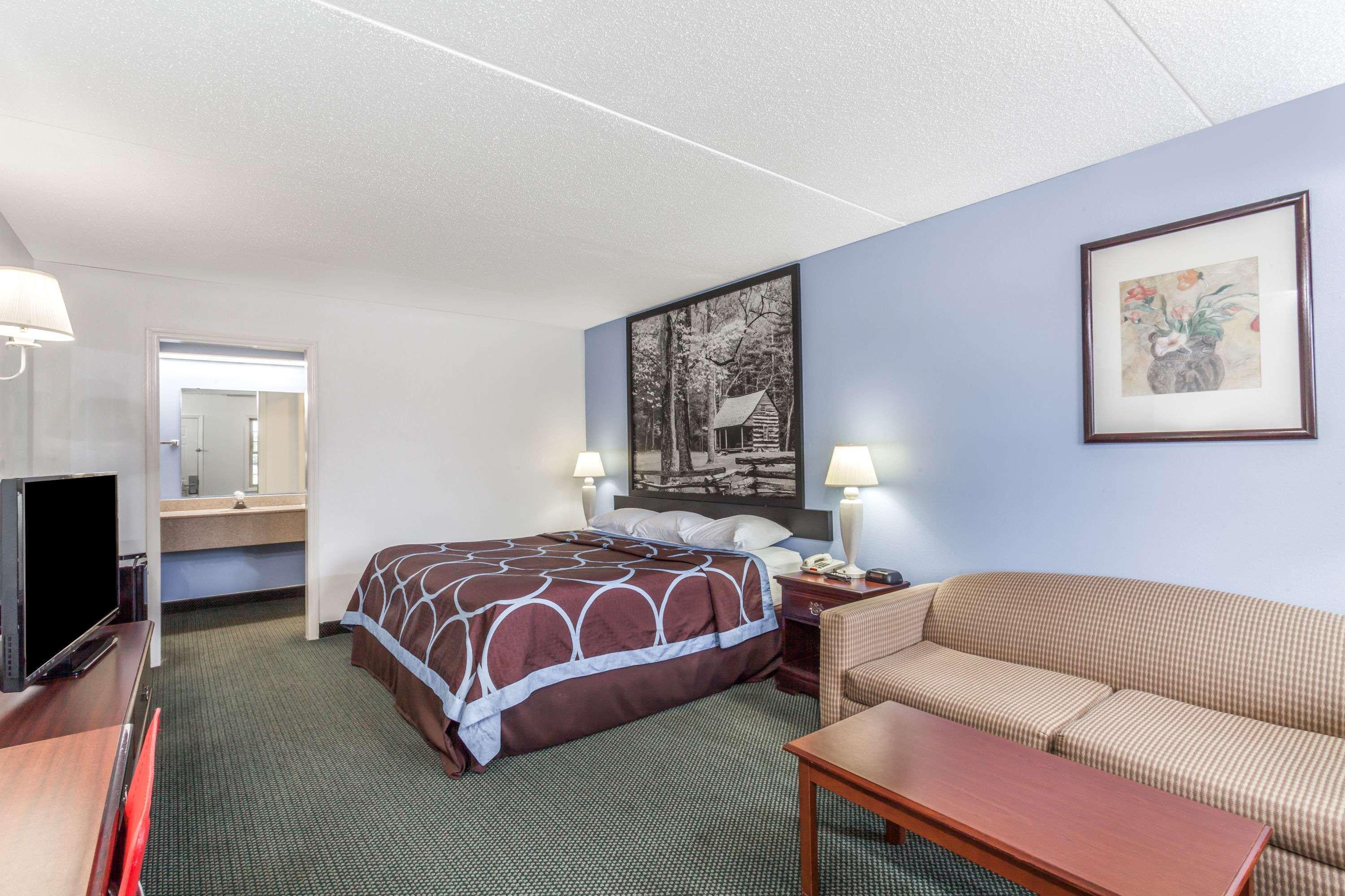 Super 8 By Wyndham Kingston Ξενοδοχείο Εξωτερικό φωτογραφία