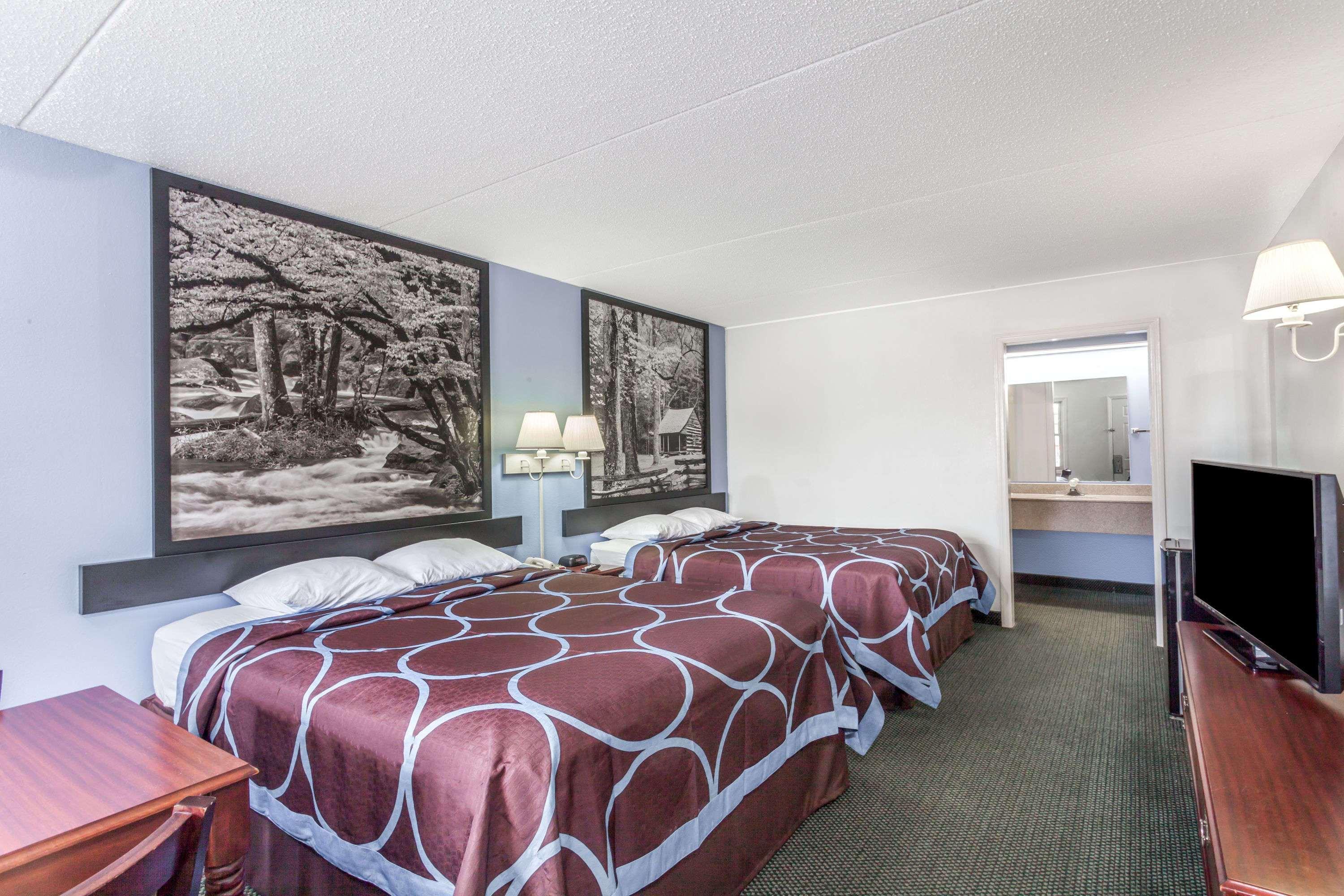Super 8 By Wyndham Kingston Ξενοδοχείο Εξωτερικό φωτογραφία